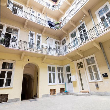 Apartman 4 You Westend Boedapest Buitenkant foto