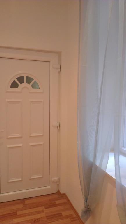Apartman 4 You Westend Boedapest Buitenkant foto